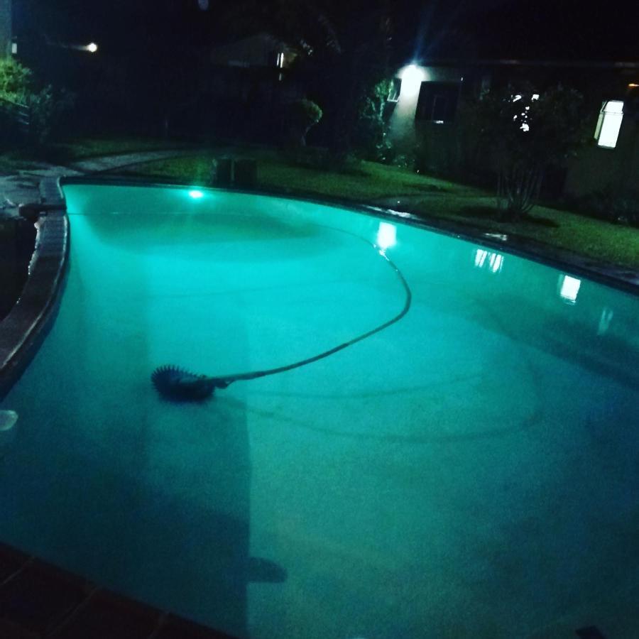 Birdville Bnb Guest House Gaborone Exteriér fotografie