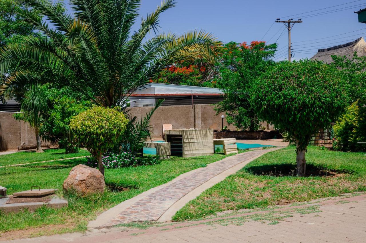 Birdville Bnb Guest House Gaborone Exteriér fotografie